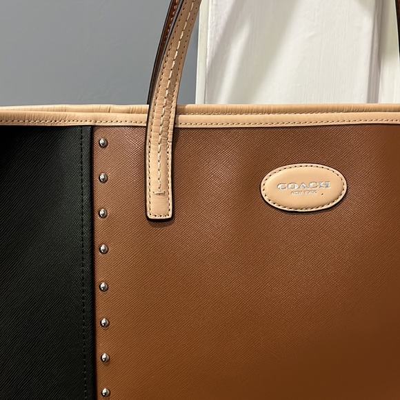 Brown and Camel color Coach tote - Picture 2 of 4